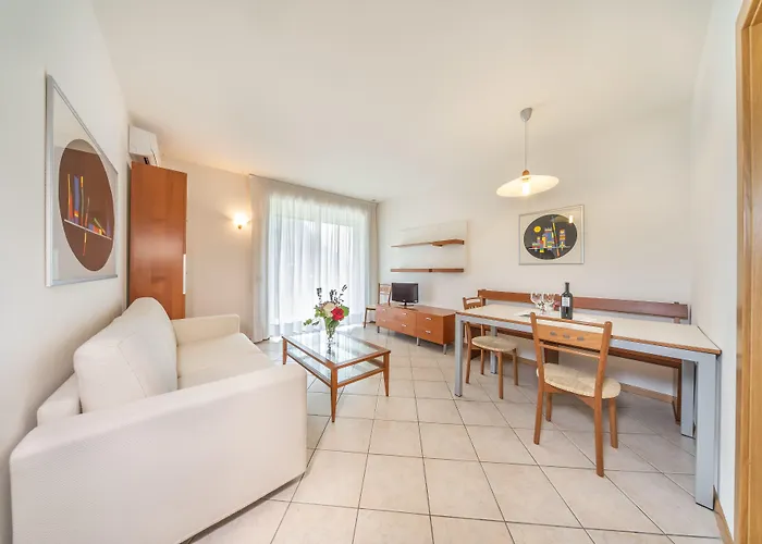 Karinhall فندق 3*